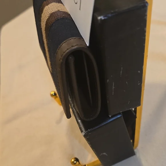 Gucci Sherry Black and Tan Key And Card Holder - Picture 4 of 11